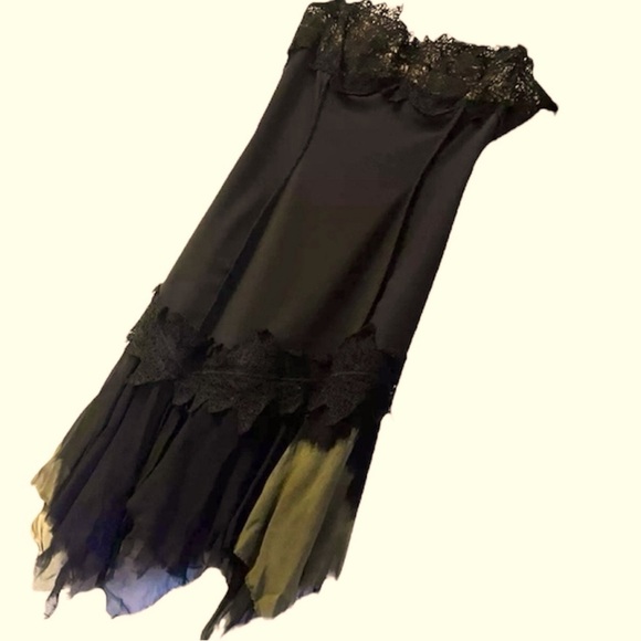 Rare Versace F/W 2004 runway corset dress - Picture 2 of 4